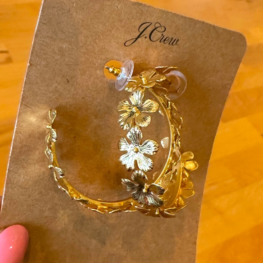 J. Crew floral hoop earrings NWT